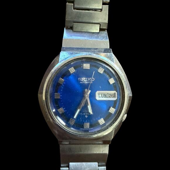 Vintage Seiko Automatic 17 Jewels Blue Dial Day/Date Stainless Steel Men\'s Watch